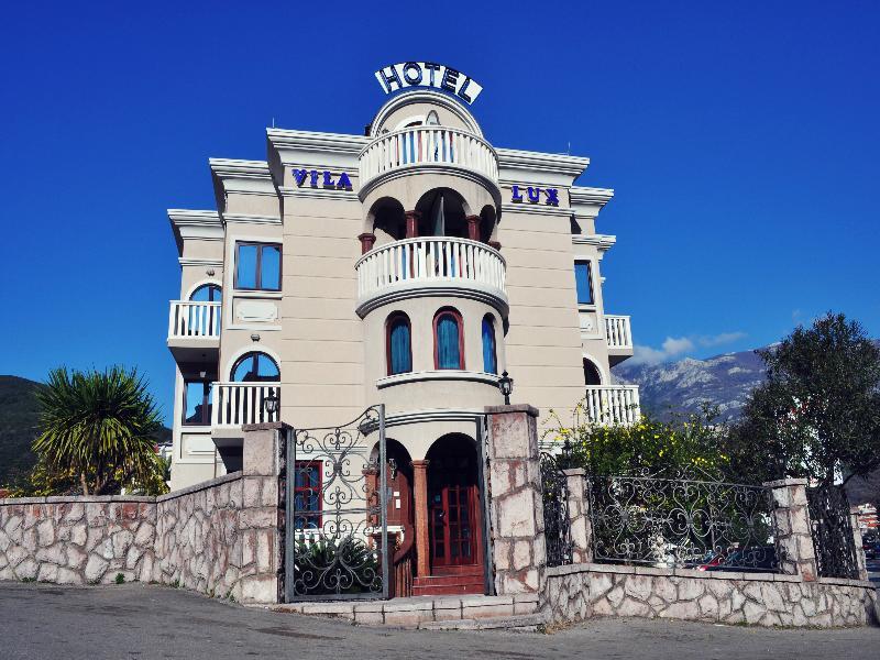 Lux 3* Budva