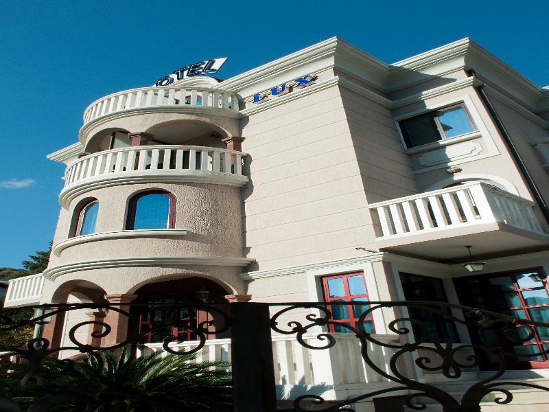 Hotel Lux