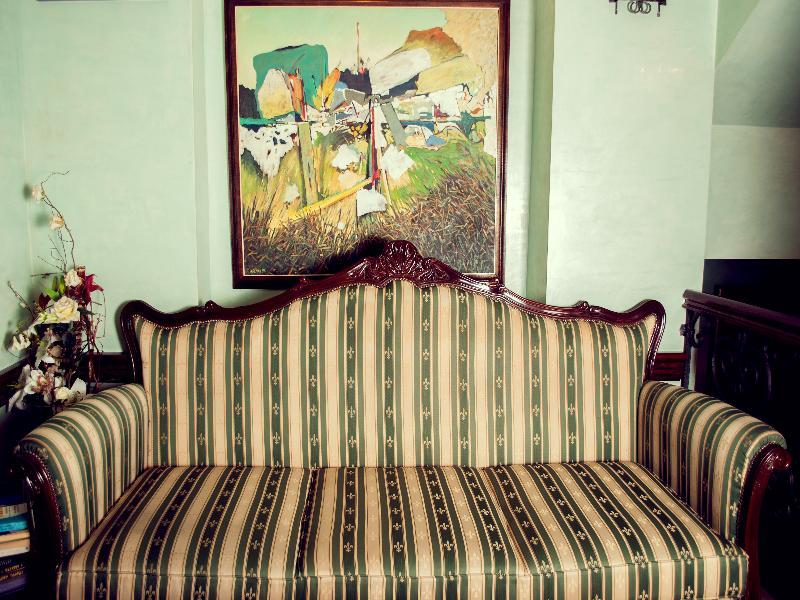 Lux Hotel