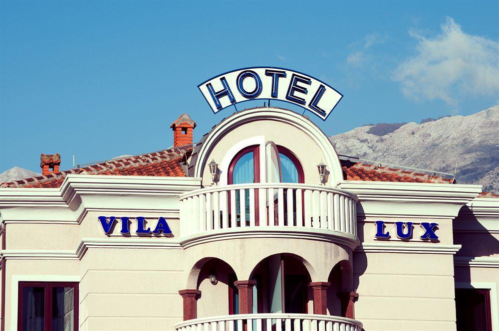 Lux Hotel 3*