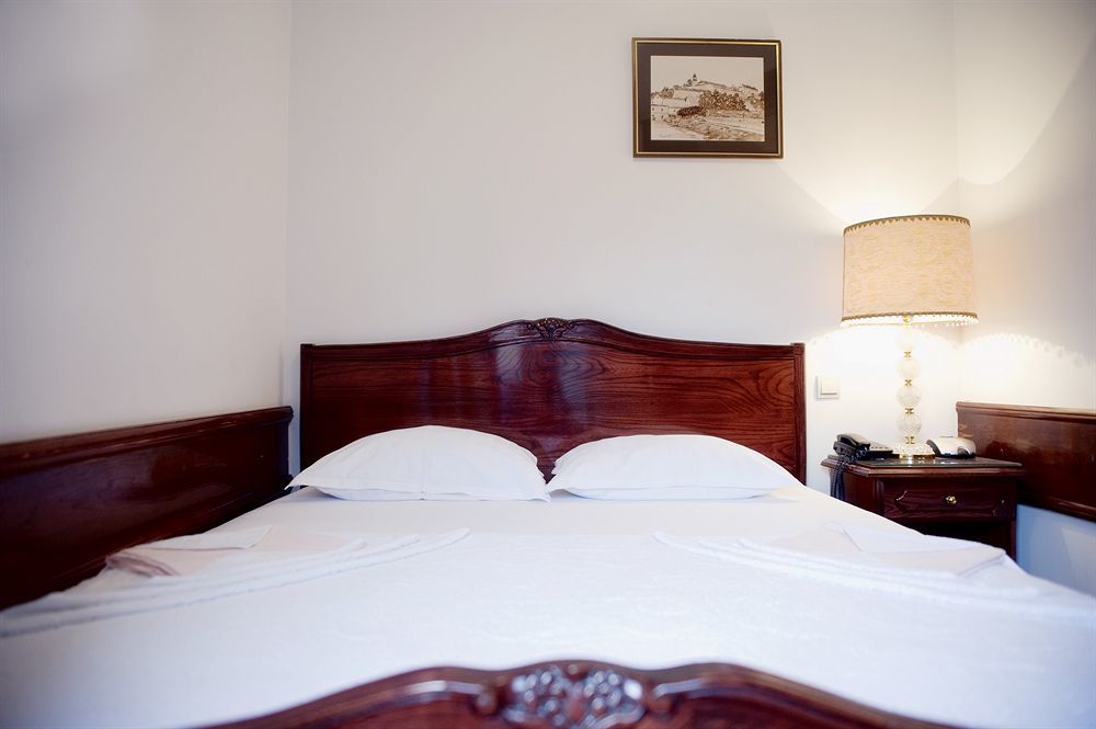 Lux 3* Budva