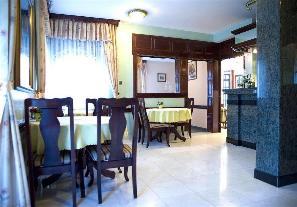 Lux Hotell